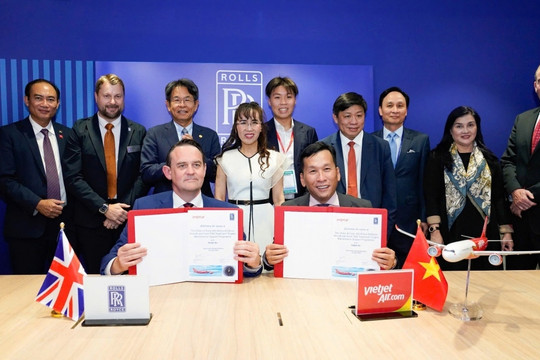 Vietjet ký đơn hàng mới 40 động cơ Trent 7000 với Rolls-Royce