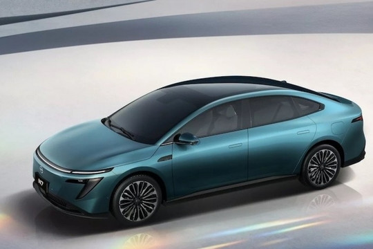 Mẫu sedan điện của Nhật 'gây nghiện' tại Trung Quốc, hơn một nửa khách chốt đơn bản cao cấp nhất