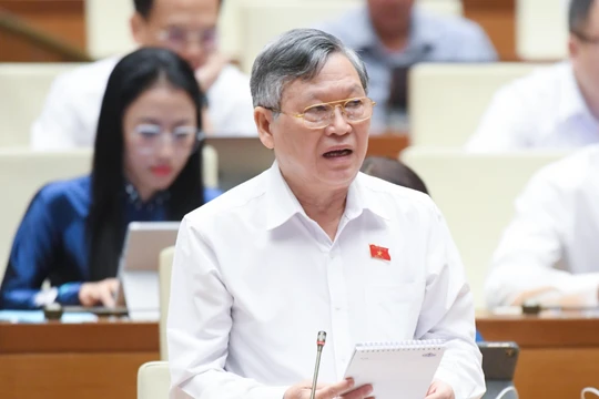 Thanh lọc, xử nghiêm cán bộ tiếp tay cho thuốc giả, hàng giả