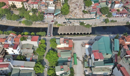 Cây cầu bắc ngang vành đai nằm sâu trong lõi đô thị Hà Nội 'treo' hơn 10 năm chuẩn bị tái thi công