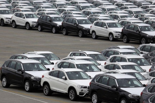 Loạt xe ô tô ‘giá rẻ như cho’ khởi điểm từ 45 triệu đồng, toàn thương hiệu lớn Mercedes Benz, Ford, Hyundai, Toyota, Mazda,... đang được thanh lý