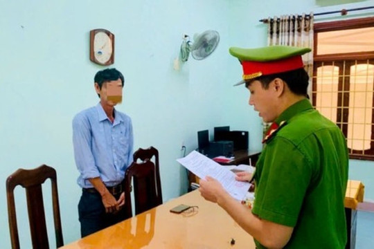 Khởi tố 2 giám đốc