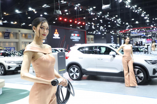 Nền kinh tế lớn thứ 2 Đông Nam Á đột ngột ngừng trợ cấp xe điện trong nước: Chuyện gì đã xảy ra?