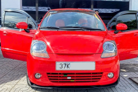 Mạnh tay chi 150 triệu độ chiếc Chevrolet Spark giá chỉ 76 triệu bằng loạt đồ Mercedes-Benz, chủ xe tuyên bố thẳng khi có người ngỏ ý