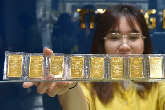 Tài chính, bất động sản, vàng phản ánh 'sức khỏe' nền kinh tế