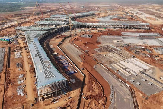 Nhiều gói thầu sân bay Long Thành chậm tiến độ, ACV phải giải trình trong 10 ngày