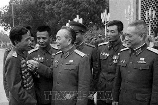 Anh hùng duy nhất Việt Nam được công nhận là ‘Vua mìn’, 53 lần được tặng danh hiệu dũng sĩ diệt Mỹ, sau này là Thứ trưởng, Tổng Biên tập