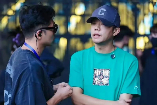 Chính thức cấm sóng một ca sĩ nổi tiếng