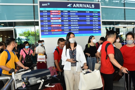6 tháng đầu năm, lượng khách quốc tế thông qua các Cảng hàng không tăng 12,9%