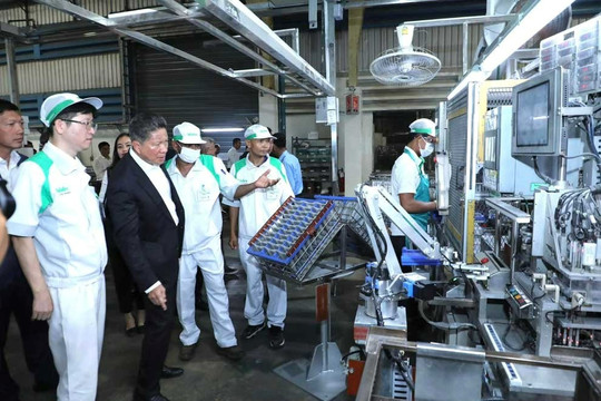 Từ cuộc gọi gây bão đến đóng cửa biên giới: Quan hệ kinh tế Thái Lan – Campuchia hiện đang ra sao?