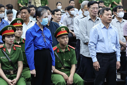 Vụ Phúc Sơn: Cựu lãnh đạo tỉnh Quảng Ngãi nhận tiền nhận hối lộ như thế nào?