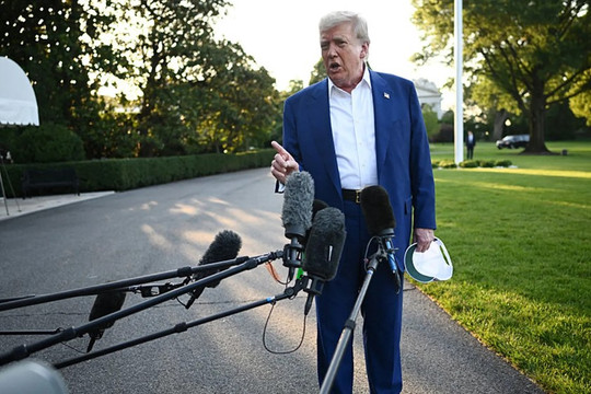 Ông Trump ra tối hậu thư: ‘Không ai được nghỉ lễ’ nếu chưa thông qua dự luật chi tiêu