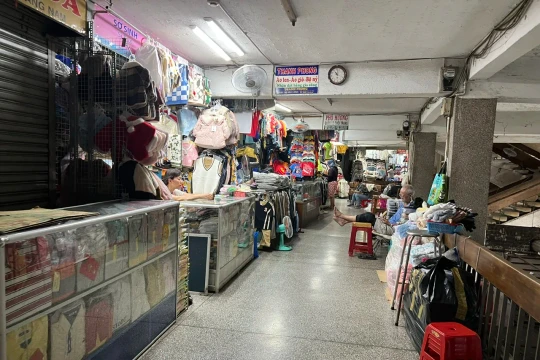 Loạt tiểu thương đóng cửa không nằm ở quy định thuế, 'điểm then chốt' là gì?