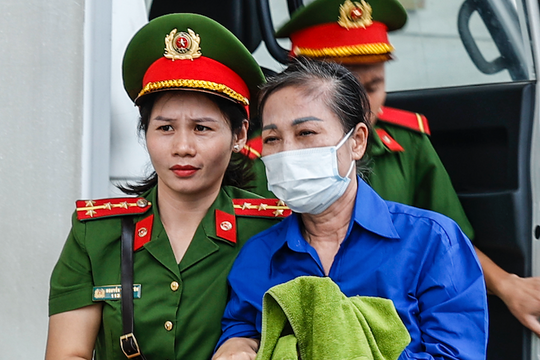VKS nêu con số gây thiệt hại hơn 200 tỷ, luật sư nói bà Hoàng Thị Thúy Lan suy sụp, hoàn cảnh