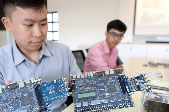 Ngành học vàng cho người giỏi Toán - Tin, sinh viên năm 2 đã được doanh nghiệp giành giật, thu nhập đến 100 triệu/tháng