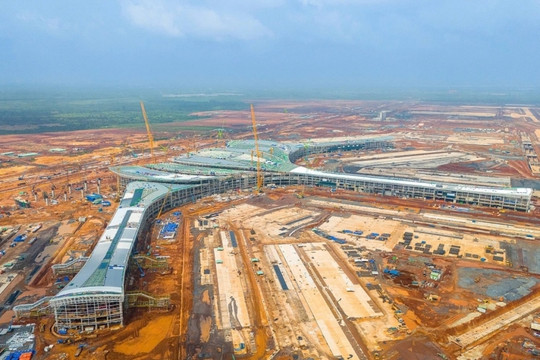 Chủ đầu tư sân bay Long Thành đối mặt nguy cơ lỗ tỷ giá 1.700 tỷ đồng trong năm 2025