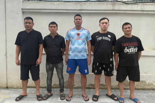 Khởi tố, bắt tạm giam 7 người