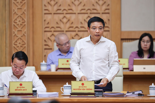 Tăng trưởng kinh tế cao nhất trong gần 20 năm