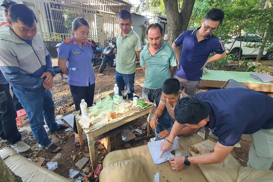 Khởi tố, bắt tạm giam Nguyễn Anh Tuấn, thu giữ nhiều tang vật trong nghĩa trang
