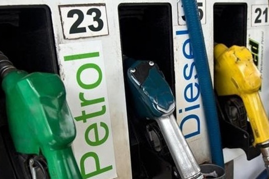 Xe chạy xăng, dầu diesel bị quá niên hạn sẽ bị tịch thu, tháo dỡ hoàn toàn thành phế liệu: Ước tính lên tới 620.000 ô tô, xe máy trong 'tầm ngắm'