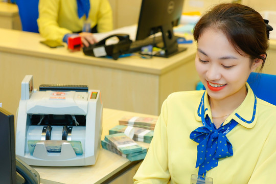 Lãi suất ngân hàng 5/7/2025: Bất ngờ lãi suất ngân hàng chuyển giao bắt buộc