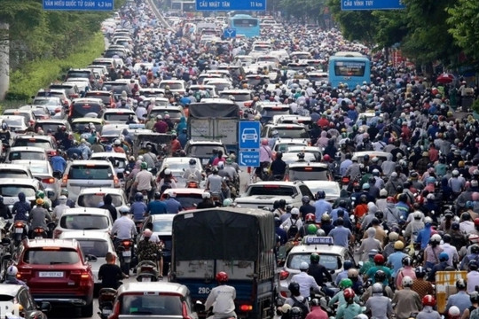 Hà Nội kiến nghị hỗ trợ người dân đổi xe máy xăng cũ lấy xe điện