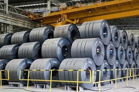 Bộ Công Thương chính thức ‘giáng đòn’ thuế CBPG lên thép Trung Quốc: Cơ hội vàng cho Hòa Phát, Formosa chiếm lại thị phần?