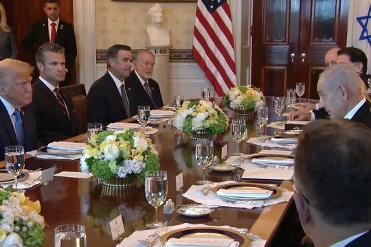 Ông Trump nói sẽ gửi thêm vũ khí cho Ukraine, Nga kiểm soát thêm làng ở Sumy