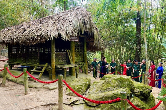 Từ 7/7, tạm dừng đón khách tham quan tại cụm di tích quan trọng gắn liền với Chủ tịch Hồ Chí Minh