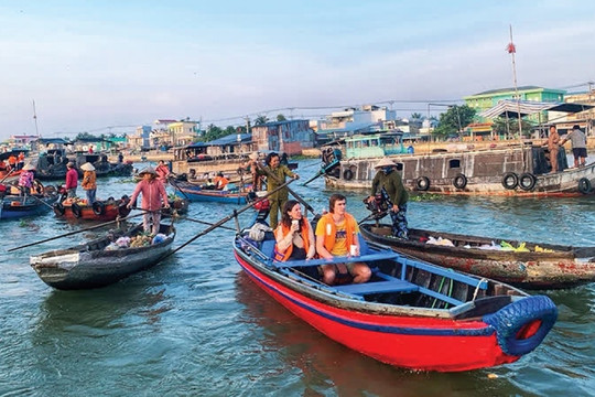 Hút hơn 6,3 triệu lượt khách trong 6 tháng đầu năm nhưng vì sao Cần Thơ lại chưa hài lòng?
