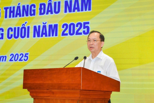 Tăng trưởng tín dụng gần 10%, NHNN tiếp tục duy trì lãi suất thấp và linh hoạt tỷ giá để hỗ trợ nền kinh tế
