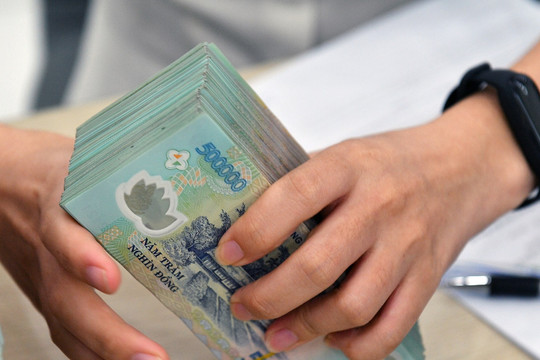 Lãi suất ngân hàng hôm nay 9/7/2025: Nhà băng lớn tăng lãi suất huy động