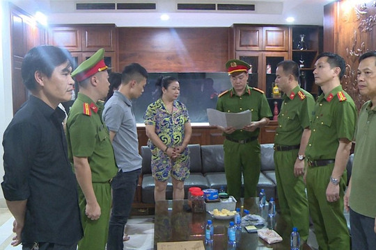 Khám xét khẩn cấp, bắt giữ Nguyễn Huy Tùng