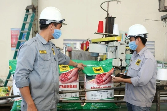 Công ty phân bón đầu tiên ước lãi trăm tỷ trong quý II, cổ phiếu neo đỉnh lịch sử