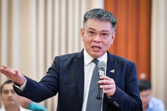 CEO Bamboo Airways: Trên thế giới không có nước nào áp giá trần vé máy bay như Việt Nam