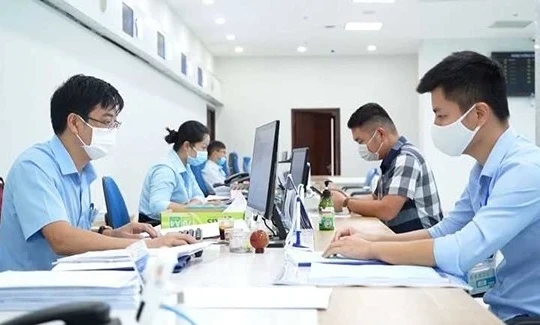 Chính sách mới dành cho cán bộ, công chức nghỉ việc ngay khi chưa đến tuổi nghỉ hưu