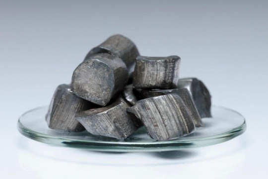Phát hiện mỏ lithium 'khổng lồ', đủ sức làm rung chuyển thị trường xe điện toàn cầu
