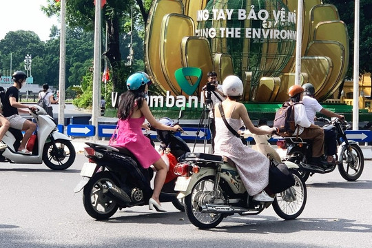Tâm tư của người dân khi Hà Nội cấm xe máy xăng vào vành đai 1 từ tháng 7/2026