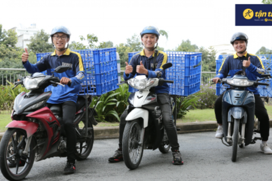 Trung Quốc chi 42 tỷ USD kích cầu tiêu dùng, Việt Nam có một 'nhà bán lẻ vĩ đại' đang đi xa hơn