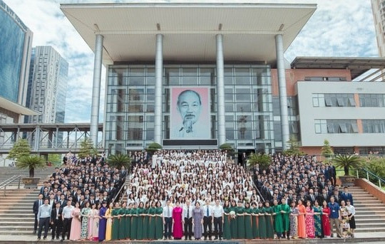 Tỉnh thành lập kỷ lục có điểm 10 môn Tiếng Anh thi tốt nghiệp THPT nhiều nhất Việt Nam, gấp đôi TP. Hồ Chí Minh