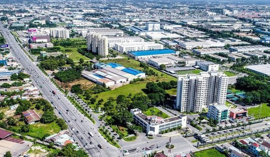 Doanh nhân đầu tiên tại Việt Nam livestream bán nhà: Người trẻ lương 20-30 triệu/tháng không thể mua nổi căn nhà 5-7 tỷ