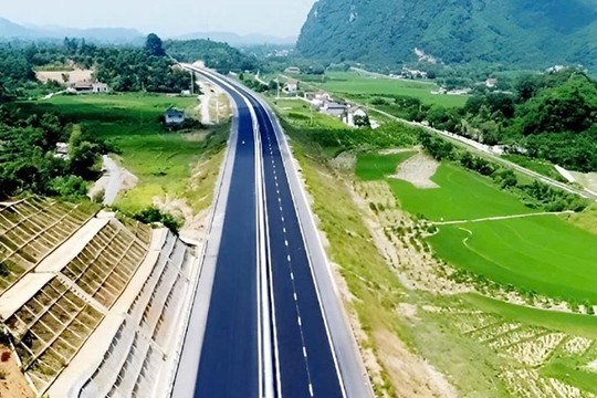 Người dân Tây Bắc sắp có cao tốc 22.000 tỷ, là mạch giao thông xuyên núi, quy mô tới 4 làn xe