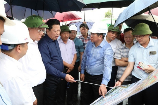 Thị sát dự án đường sắt 200.000 tỷ đồng, Bộ trưởng Trần Hồng Minh sẵn sàng khởi công nhiều hạng mục vào tháng sau
