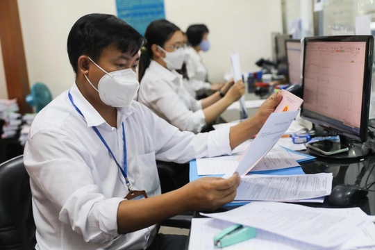 Theo quy định mới, công chức, viên chức sẽ bị miễn nhiệm nếu làm điều này