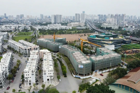 Nguồn cung nhà ở thấp tầng tại Hà Nội tăng vọt nhưng giá bán cao