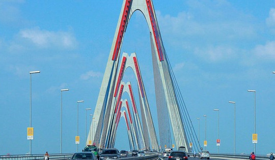Từ hôm nay, Hà Nội điều chỉnh giao thông trên cây cầu dây văng thép dài nhất Việt Nam