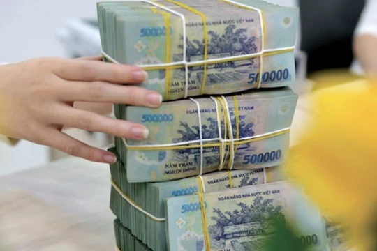 Lãi suất vay vốn ngân hàng hiện ra sao?