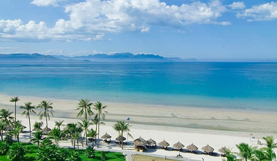 Không phải Mỹ Khê, Nha Trang, Phú Quốc, đây mới là bãi biển duy nhất Việt Nam được vinh danh hàng đầu Đông Nam Á