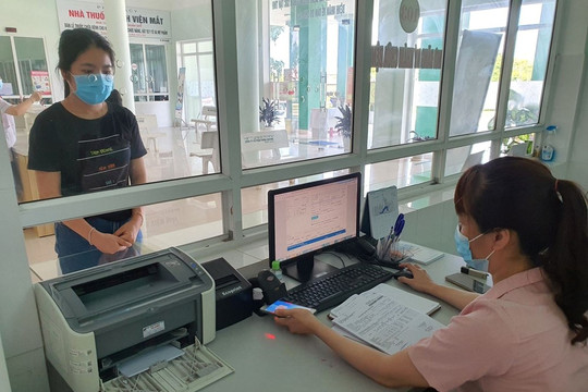 Đúng 19 ngày nữa, những đối tượng sau sẽ bị thu hồi, tạm khóa, tạm giữ thẻ BHYT