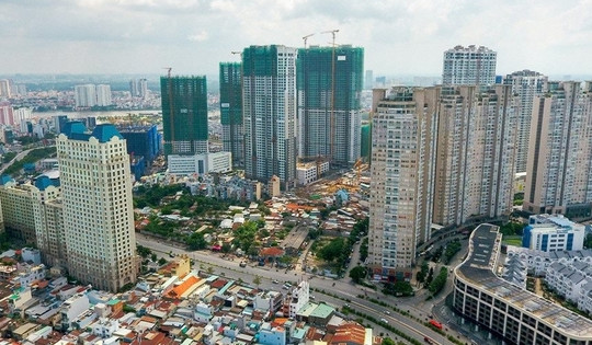 Căn hộ Hà Nội, TP. HCM lập đỉnh giá 10 năm: Thị trường thừa nhà sang, thiếu nhà ở